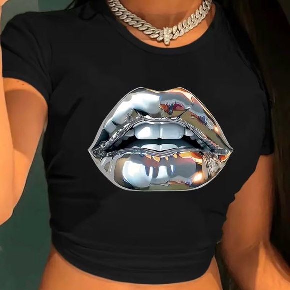 Tops - Silver Lips Crop Top